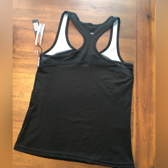 Athletic Top Size Medium Bundle: Red Jeans NYC Tank Top & Legend V-Neck Tee - Picture 3 of 8